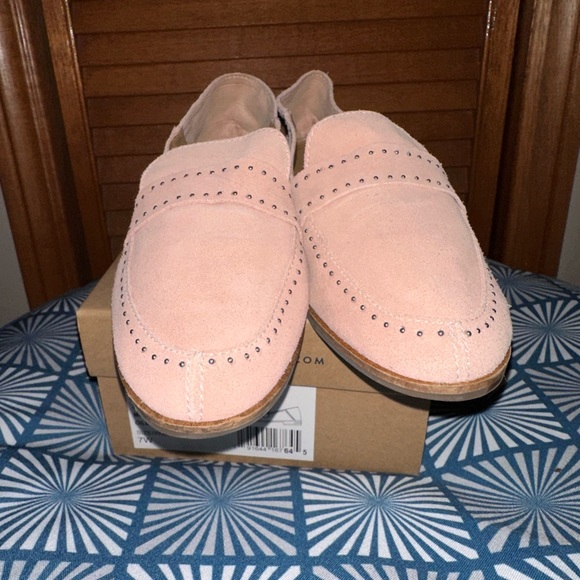 Lovely Lucky Brand Crestan studded loafer - Picture 5 of 6
